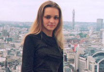 Цветочек на фоне индустрии